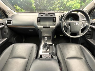 TOYOTA LAND CRUISER PRADO - 2