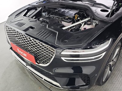 صورة 7 لـ 2023 Genesis GV70