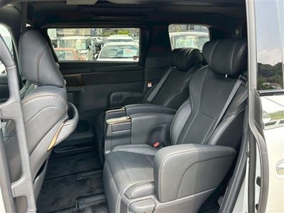 TOYOTA ALPHARD - 5