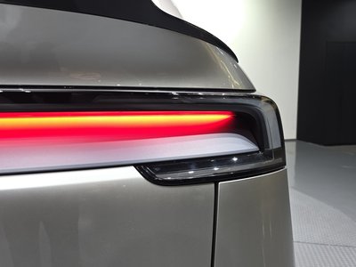 2026 Tesla MODEL Y 照片 10
