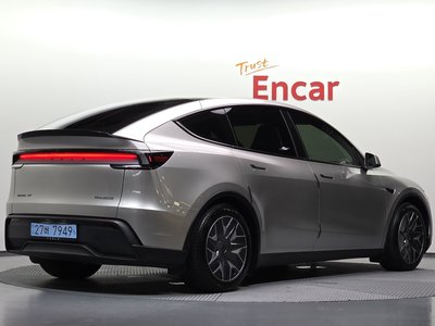 2026 Tesla MODEL Y 照片 3