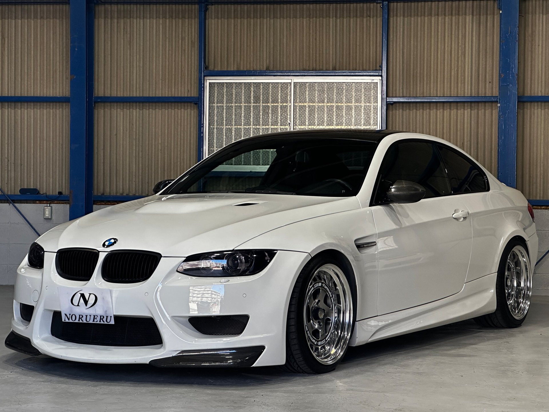BMW M3 - View 1