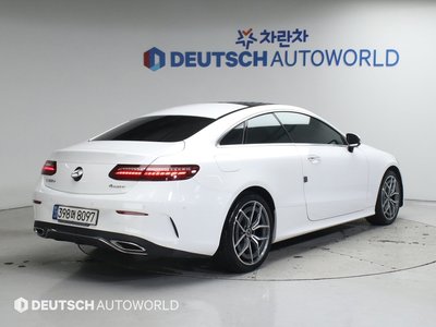 MERCEDES-BENZ E-CLASS - 4