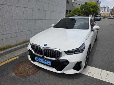 2023 BMW I5 — фото 5
