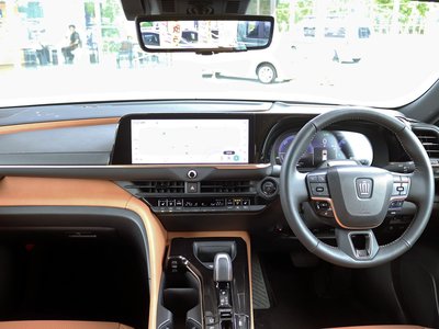 2024 Toyota CROWN SPORT — фото 3