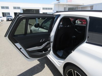صورة مصغرة 33 لـ 2025 BMW 3 SERIES TOURING