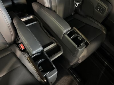 2025 Toyota ALPHARD — миниатюра 43