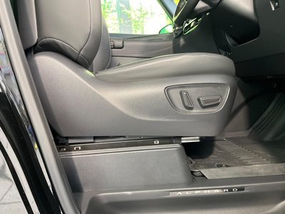 2025 Toyota ALPHARD — миниатюра 40