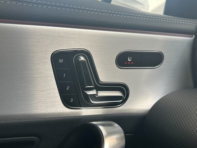 2025 Mercedes-BENZ CLA thumbnail 29