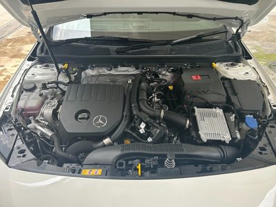 صورة 8 لـ 2025 Mercedes-BENZ CLA