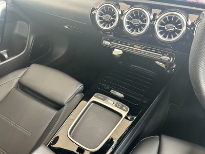 2025 Mercedes-BENZ CLA thumbnail 15