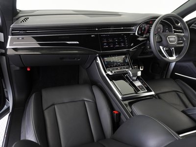 2024 AUDI Q8 — миниатюра 27