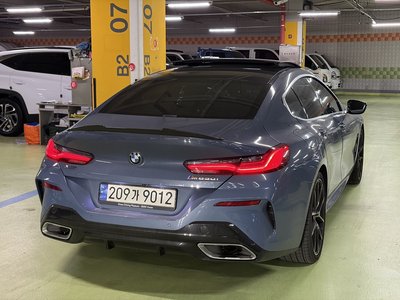 BMW 8 SERIES - 7