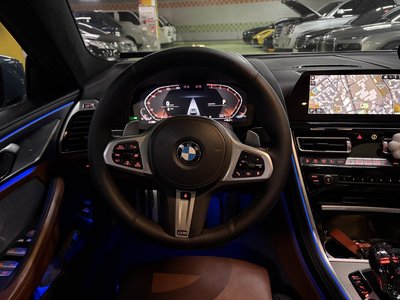 BMW 8 SERIES - 8