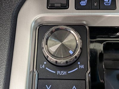 2016 Toyota LAND CRUISER 200 缩略图 57