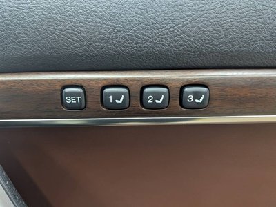 2016 Toyota LAND CRUISER 200 缩略图 35