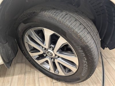 2016 Toyota LAND CRUISER 200 缩略图 32