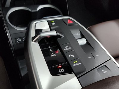صورة مصغرة 12 لـ 2025 BMW X1