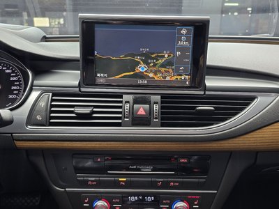 2015 AUDI A7 — миниатюра 14