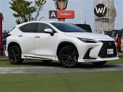 صورة 1 لـ 2022 Lexus NX