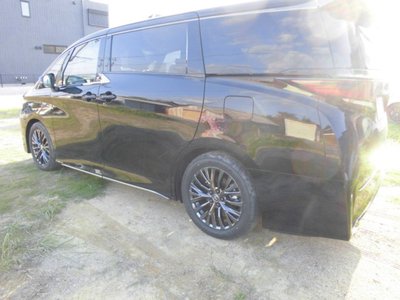 TOYOTA VELLFIRE - 3