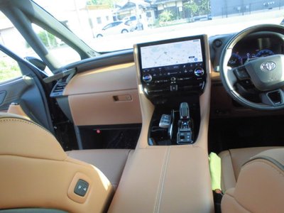 TOYOTA VELLFIRE - 10