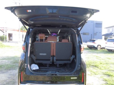 TOYOTA VELLFIRE - 6