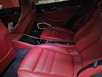 PORSCHE PANAMERA - 9