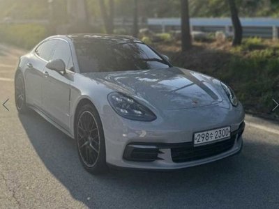 PORSCHE PANAMERA - 2