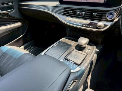 2021 Lexus LS — миниатюра 43