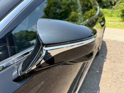 2021 Lexus LS photo 8