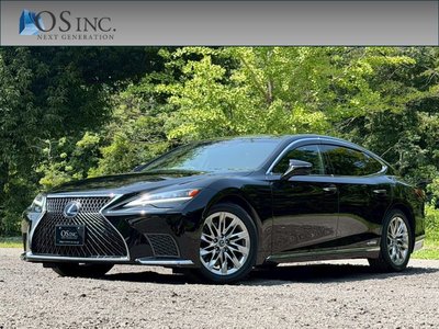 2021 Lexus LS photo 1