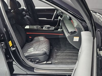 صورة 10 لـ 2025 Genesis G90 (RS4)