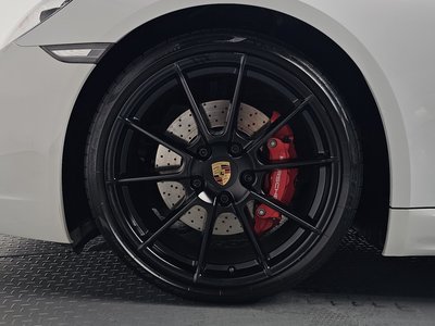 صورة 6 لـ 2023 Porsche 718