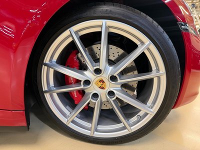PORSCHE 911 - 8