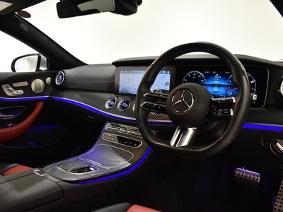 MERCEDES-BENZ E-CLASS - 2