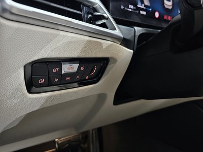 صورة مصغرة 17 لـ 2025 BMW 3 SERIES