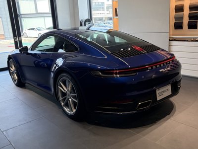 2024 Porsche 911 photo 2