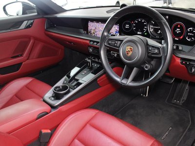 صورة مصغرة 24 لـ 2020 Porsche 911