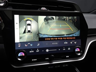 صورة مصغرة 15 لـ 2023 Lexus RZ