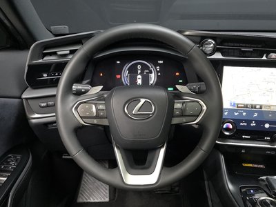 صورة مصغرة 13 لـ 2023 Lexus RZ