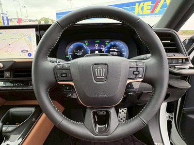 صورة مصغرة 17 لـ 2024 Toyota CROWN SPORT