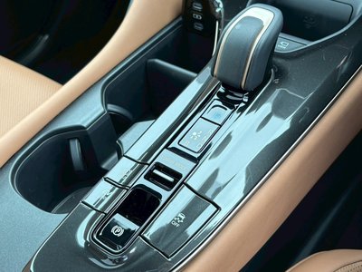صورة مصغرة 22 لـ 2024 Toyota CROWN SPORT