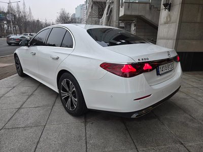 MERCEDES-BENZ E-CLASS - 5