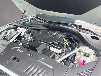2022 Genesis GV70 — миниатюра 20