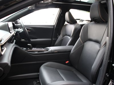 صورة 32 لـ 2024 Toyota CROWN SPORT