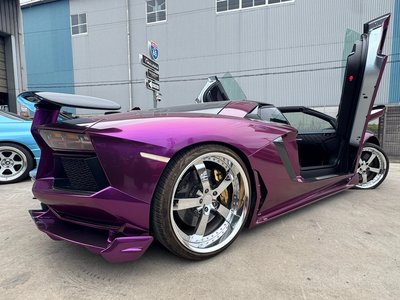 LAMBORGHINI AVENTADOR ROADSTER - 3