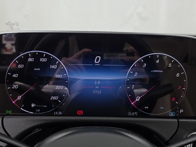 2025 Mercedes-BENZ E-CLASS 照片 8
