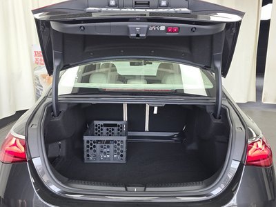 2025 Mercedes-BENZ E-CLASS — миниатюра 20