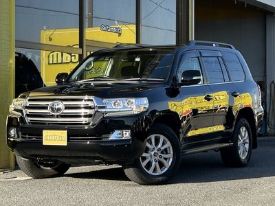 TOYOTA LAND CRUISER 200